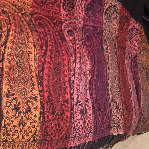 Warm-tone Pashmina - Picture 2 of 5